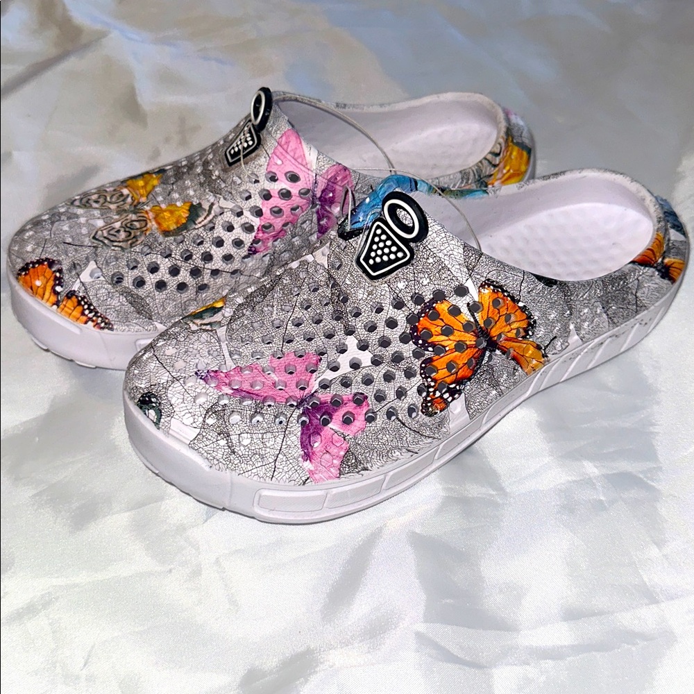 Butterfly Clogs
